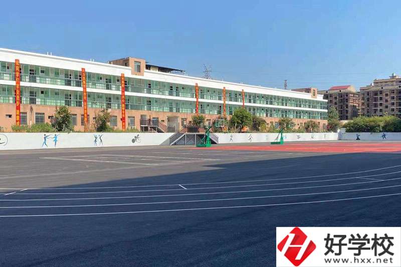 衡陽市文華藝術(shù)學(xué)校有哪些專業(yè)？