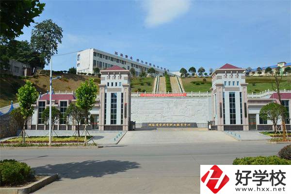 資興市職業(yè)技術(shù)學(xué)校值得報(bào)考嗎？有什么專(zhuān)業(yè)可以學(xué)？