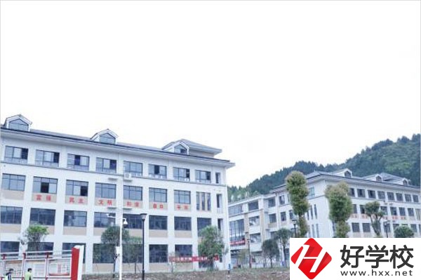 保靖縣中等職業(yè)技術(shù)學(xué)校實訓(xùn)樓