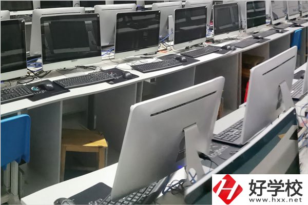 懷化市大鑫學校是職校嗎？辦學條件怎么樣？