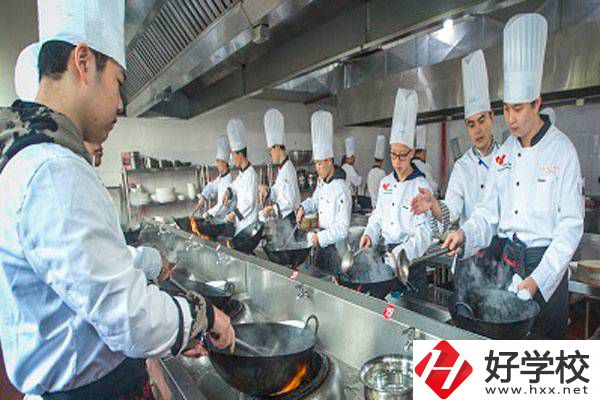 株洲比較好的廚師培訓(xùn)學(xué)校有哪些？烹飪專業(yè)好就業(yè)嗎？