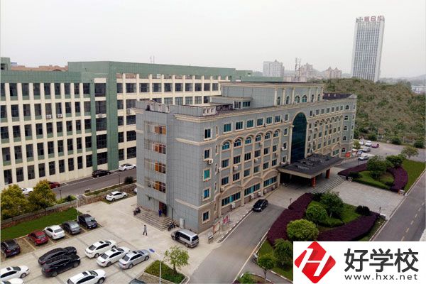 婁底技師學(xué)院怎么樣？有哪些專業(yè)？