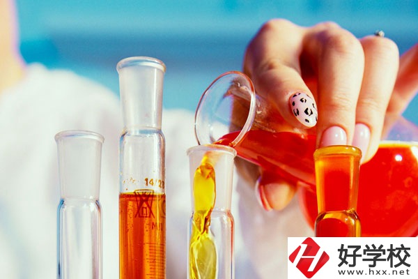 永州湘南旅游學(xué)校環(huán)境怎么樣？宿舍好不好？