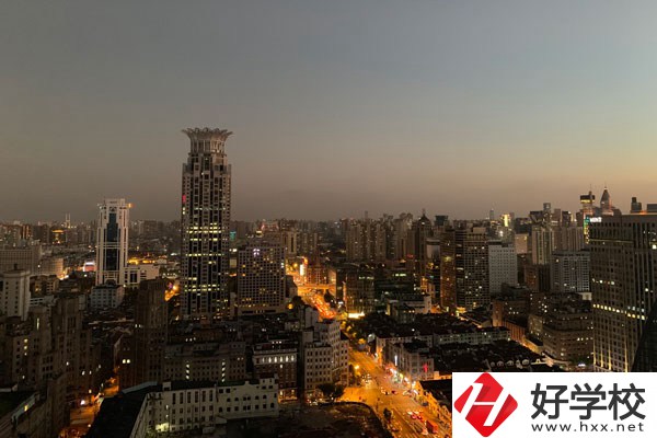 攸縣求實(shí)職業(yè)技術(shù)學(xué)校的平面設(shè)計(jì)專(zhuān)業(yè)怎么樣？就業(yè)前景如何？