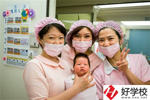 湖南衛(wèi)校最熱門(mén)的專業(yè)是哪個(gè)？?jī)?yōu)缺點(diǎn)是什么？