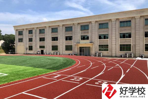 長(zhǎng)沙湘華中等職業(yè)學(xué)校怎么樣？值得去嗎？
