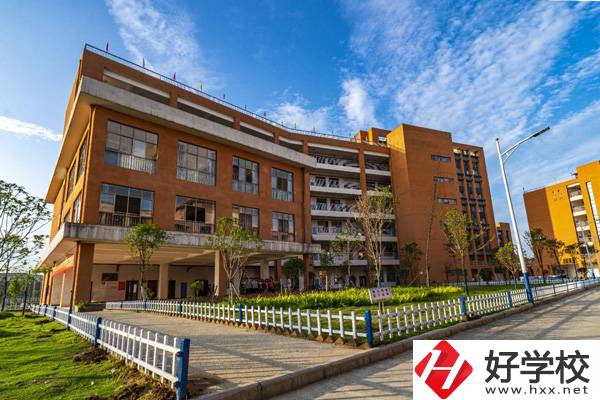 新化縣楚怡工業(yè)學校怎么樣？有哪些專業(yè)？