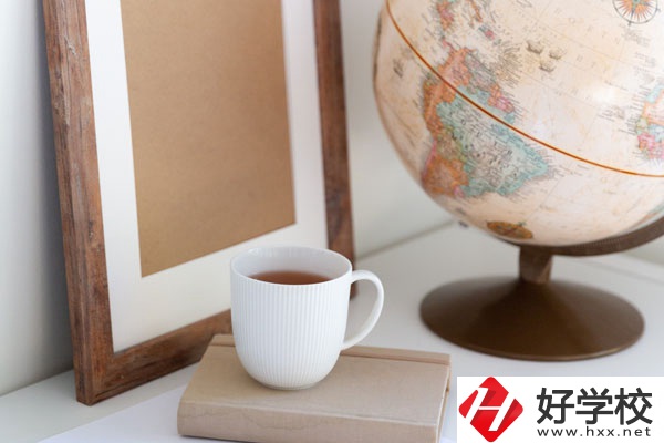 永州第二技工學(xué)校怎么樣？學(xué)校是公辦的嗎？